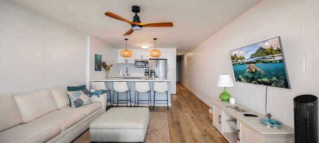 Pristine Hale'iwa Oceanfront Condo