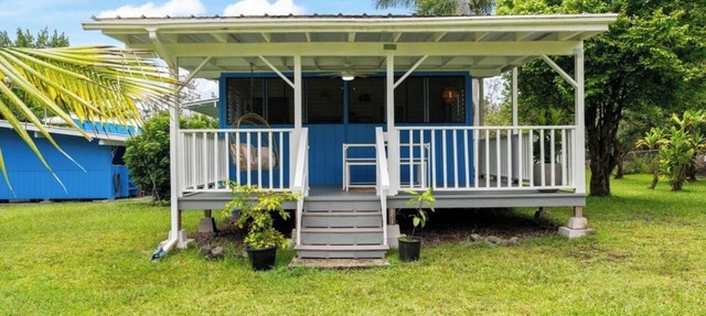 Private Gated Tropical Cottage Near Hilo & Pāhoa –Peaceful, Secure Island Escape