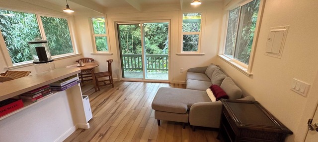 Quiet eco-friendly studio nestled in Bamboo grove minutes from Hawi town