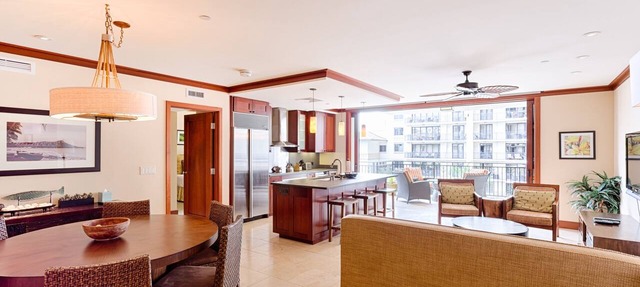 Relaxing 4th floor with Lap Pool View - Ocean Tower Beach Villa