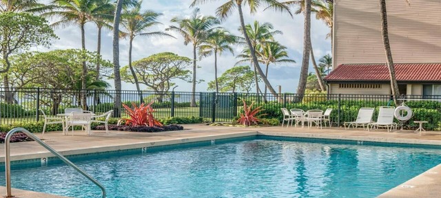 Relaxing Kauai Getaway in Kapaa with Ocean Views & Spacious 1BR Stay