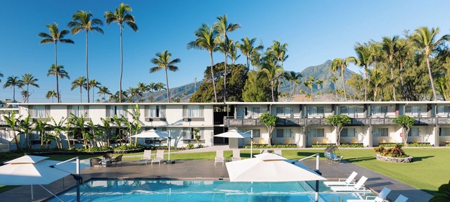 Romantic Beach Getaway | Outdoor Pool | Minutes to Paukukalo Beach - 1.9 mi