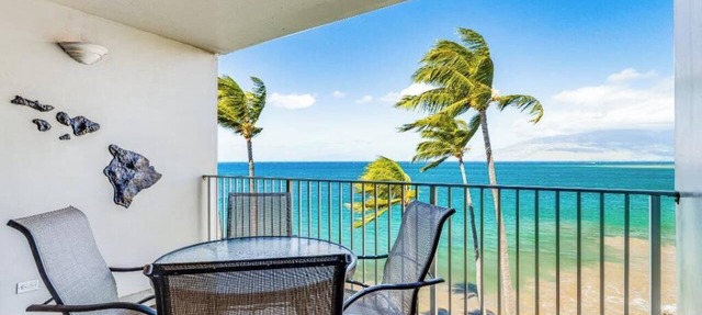 Royal Mauian 607: Oceanfront Serenity Awaits in This Amazing Condo! - With A/C