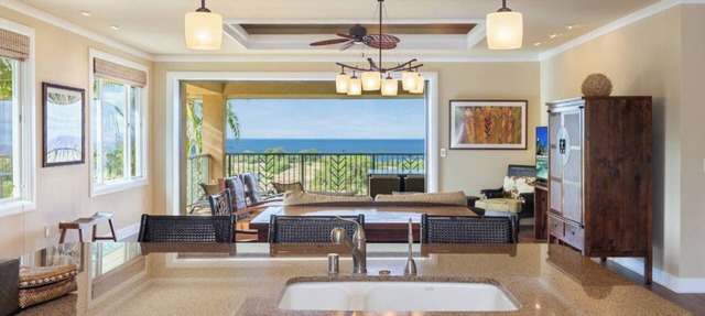 Spacious Ocean View condo with AC in Mauna Kea Resort