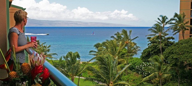 Spectacular Ocean View, Privacy, Sunsets & Whales from Lanai, Konea Tower #544