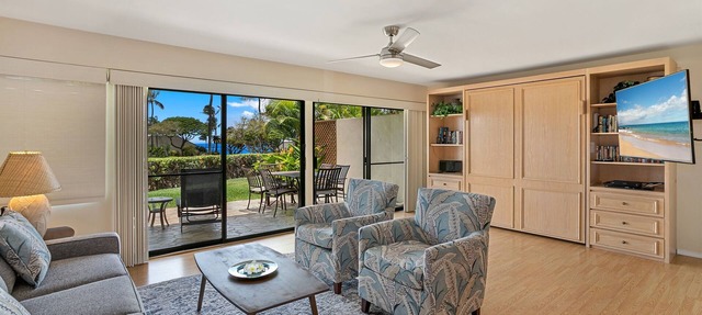 Squeaky clean! Oceanview, no stairs and a Murphy Bed