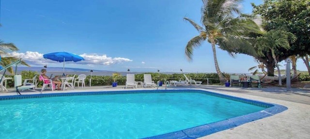 Stay Central on Molokai in a Studio with Pool & Kitchenette