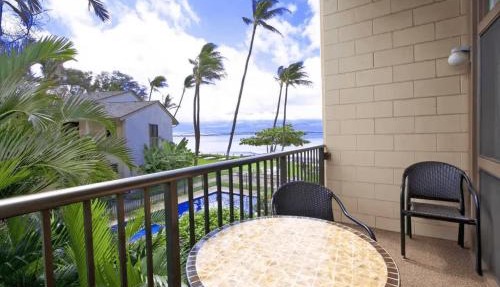 Stunning 2BD 2BA Ocean Front Condo Great View, AC