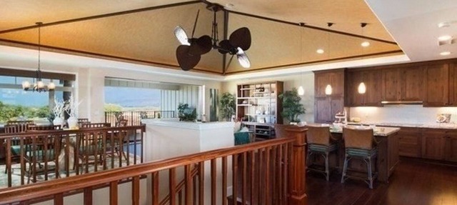 Stunning 4 bed, 3 1/2 bath Mauna Lani home near beach, golf