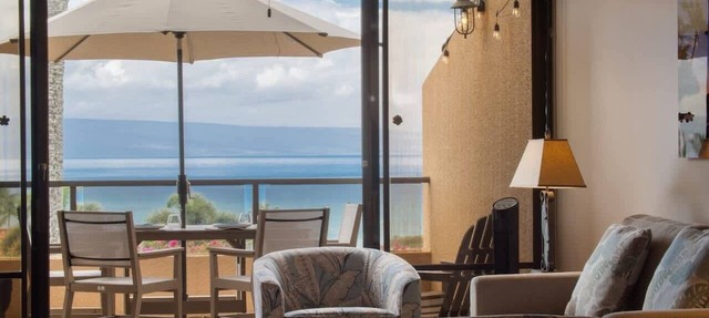 Stunning Views! Luxury Penthouse Kahana Villa E705