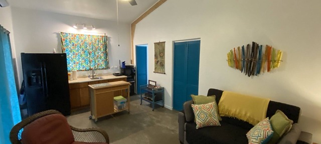 The Aloha Suite (Spacious one bedroom Suite)