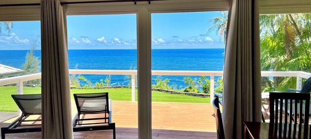 The Treehouse at Hakalau, Oceanfront coastal comfort