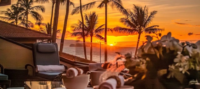 TOP FLOOR BEACHFRONT VILLA | PANORAMIC OCEAN VIEWS | E301 MAKENA SURF