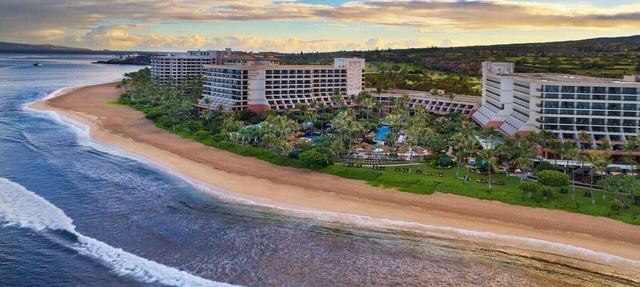 Tropical Paradise Awaits: Marriott's Maui Ocean Club for Family Fun