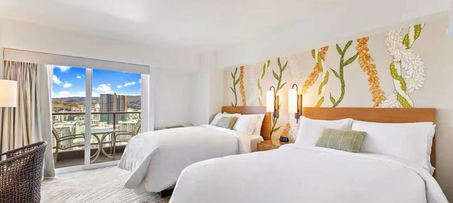 Upscale High FL-32nd Ala Moana Hotel w/Premium Double Room-Mountain View