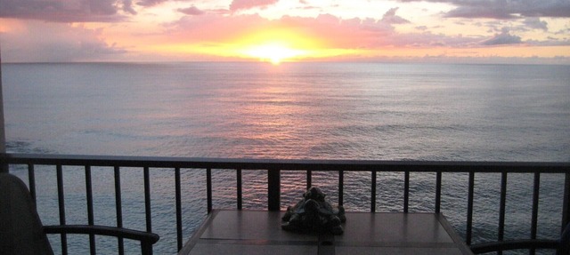Vacation In Paradise in Makaha Area with free parking