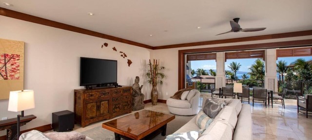 Voted Top 10 Resort in Hawaii - Wailea Beach Villas F201