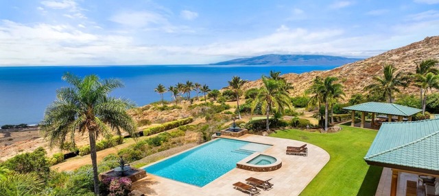 Wailau Place Estate – Iconic Private Retreat Serene 4-bedroom perfect getaway