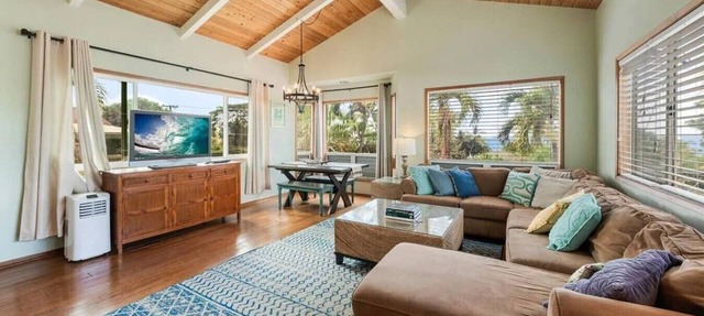 Walk to Beach | Rooftop Deck | Ali`i Drive Kona