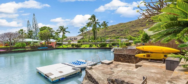 Waterfront Hawaii Kai Home w/Access to the Marina Near Shops & Restaurants