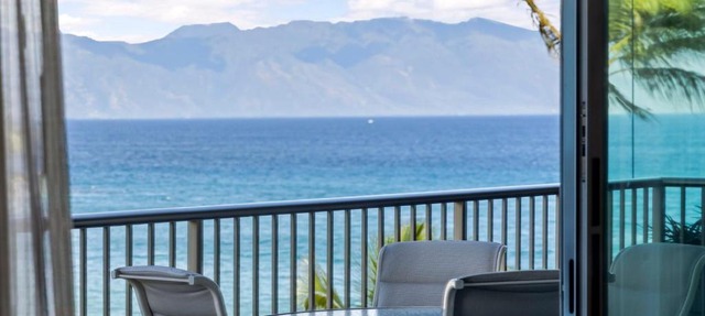 Whaler Resort 508- Fully remodeled Whaler condo, stunning Kaanapali Beach Black Rock view