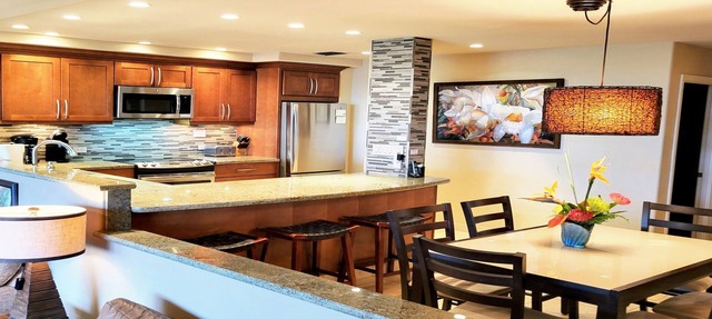 WOW! "BEST IN CLASS" POSH NEW REMODEL! 2 BR/2 BA-SLEEPS 9 - 6 BEDS-Great Views!