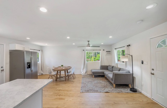 2BR Oahu - Upto 4, WiFi, AC + Garage, Pet-friendly