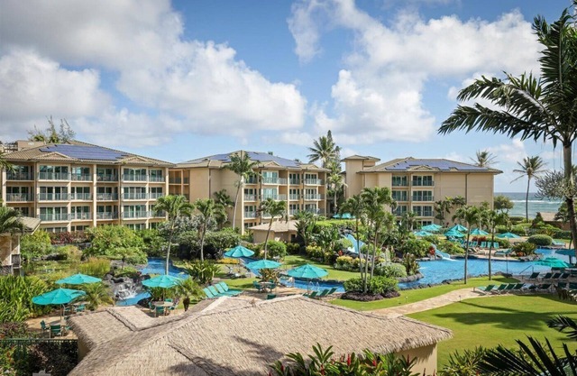 Beachfront Resort Studio and Waipouli Beach Resort