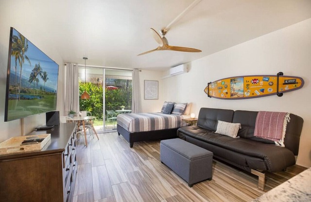 Cute Downtown Studio, AC/Pool