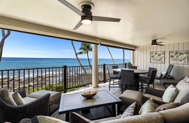 Fabulous Oceanfront Two Bedroom w/Huge Lanai & Central A/C!