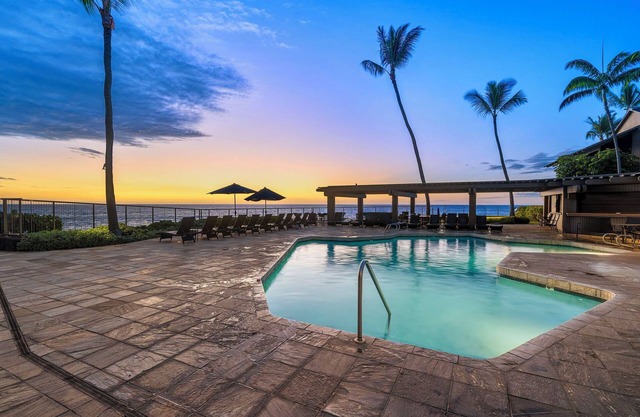 🏖️Fairway & Ocean Views | Updated Top Floor | AC