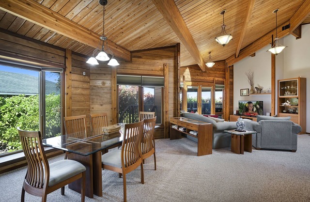Hale O' Waikoloa- Stunning Cedar Home with Sweeping Ocean & Mountain Views