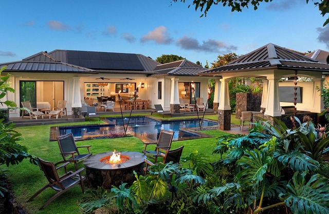 Hale Ohana Hauoli: Spacious, Charming Kukui'ula Villa w/Geometric Pool+Spa!