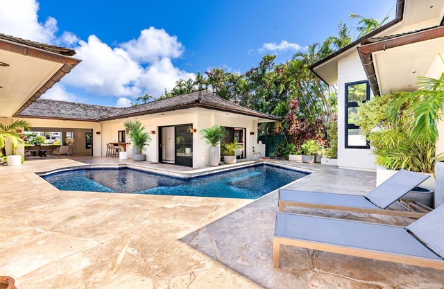 Honolulu Lagoonfront Villa by Gather | Private Pool Villa Near Waikiki & Diamond