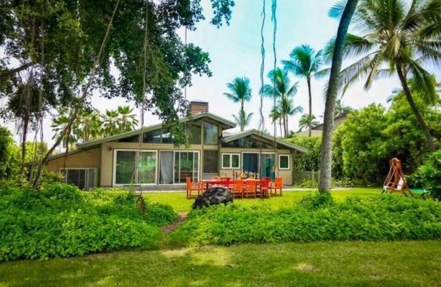 Incredible 5br He'eia Bay Pool Home w/hot tub for 16!