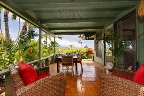 International Colony Club 18 · ICC 18 Remodeled Cottage w Heated