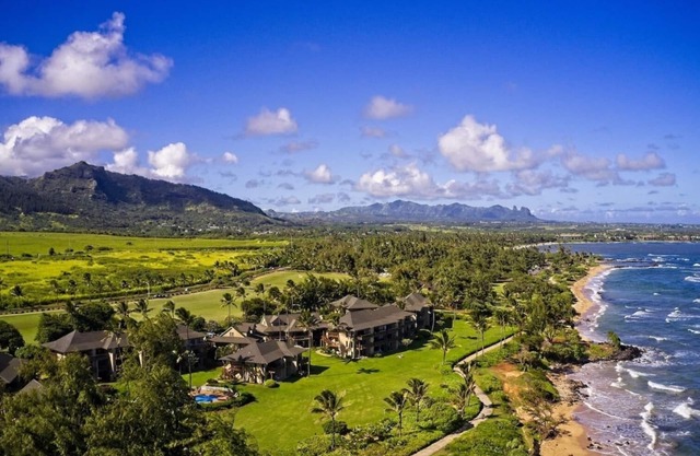 Kaha Lani #216, 2Bdrm, 2bath, See VIDEO! beachfront resort! Ocean views. Quiet!