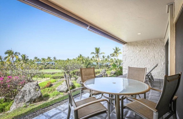 Keauhou Punahele B-107 Ground Floor, Spacious Lanai, Personal BBQ, VERY Quiet