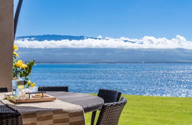LOA 105 2BD OceanFront Getaway w AC Pool