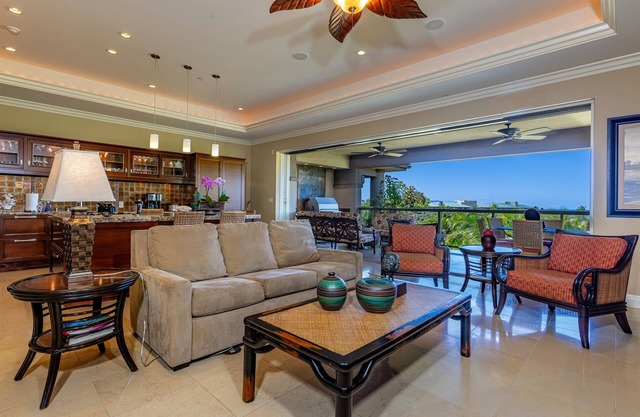 Luxe Townhome, Ocean Views, Relax by the Pool