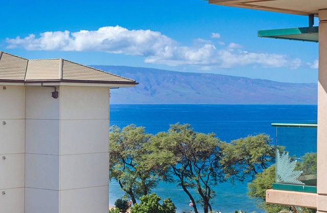 Maui Resort Rentals: Honua Kai Hokulani 608 - 6th Floor 1BR w/Partial Ocean & Mountain Views!
