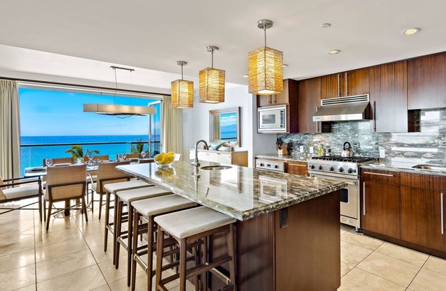 Maui Resort Rentals: Honua Kai – Incredible 8 Bedroom Oceanfront Gem, Over 6000 Combined Sq. Ft. w/Built-in Viking B.B.Q.!