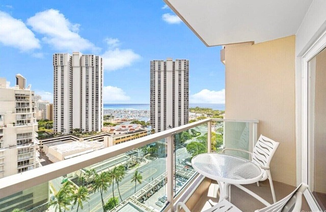 Newly Renovated, Incredible Ocean View 1419