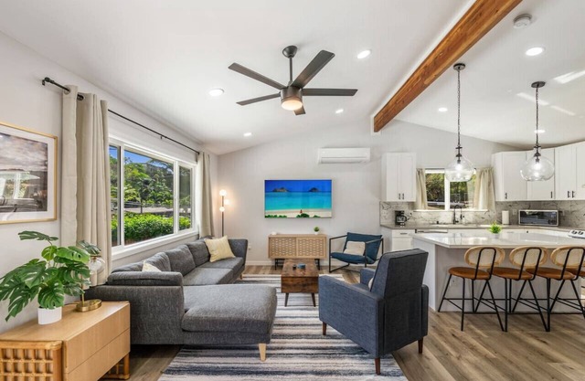 Oasis Retreat: Beautiful 4BR 2BA
