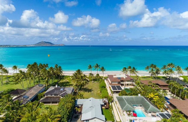 Ocean Front - Kailua Bay! Best Location!