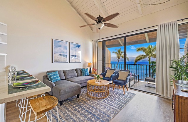 Oceanview, Air Conditioned, Centrally Located Maalaea Banyan Condo
