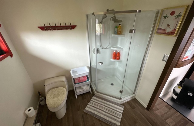 Peaceful 1-bedroom studio in Volcano