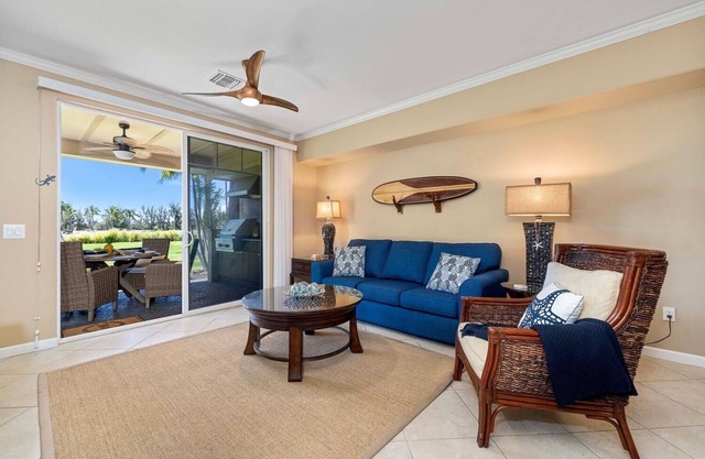 Private ground floor villa with bbq and golf course view.