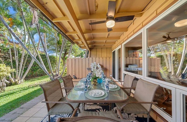 PU 153-4 Spacious Puamana Unit & Walk To The Beach