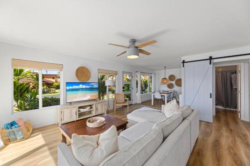 Puamana 111-2 Superior Ocean View